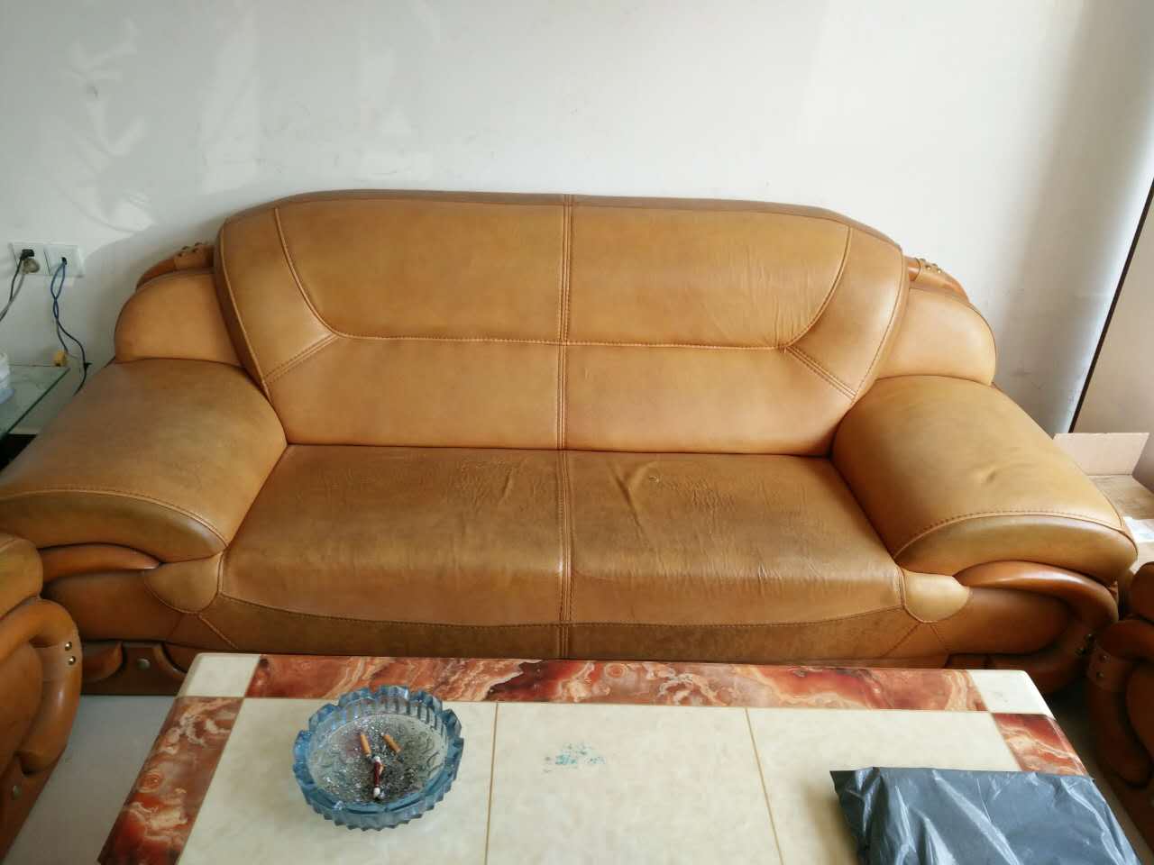 2200元买的新沙发布艺沙发三天竟然就坏了